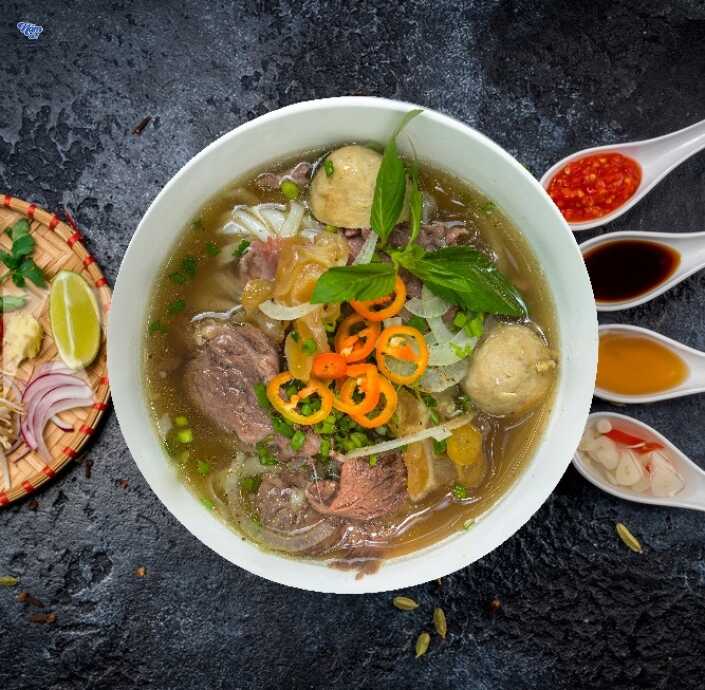 Phở thập cẩm bò